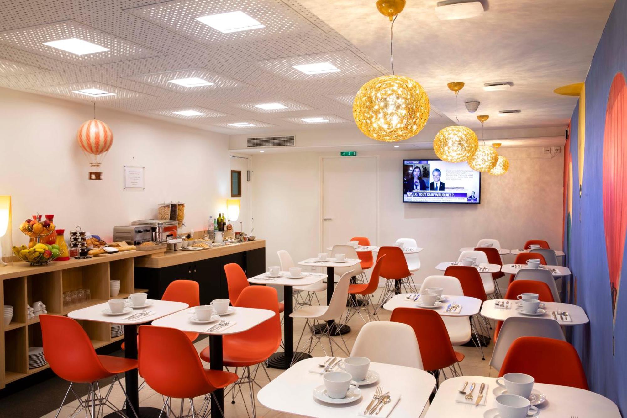 Hotel Hor Les Lumieres Париж Екстериор снимка