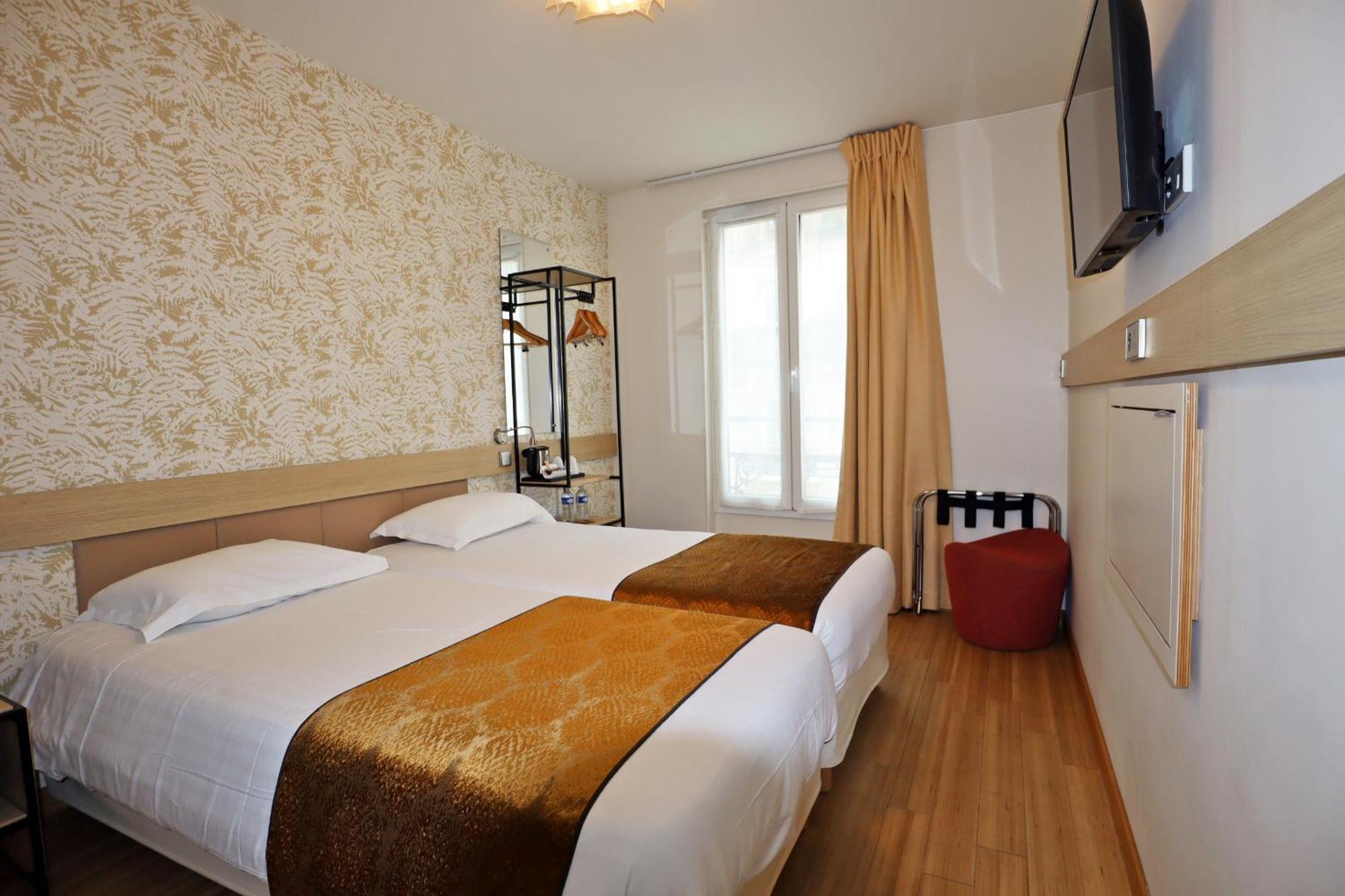 Hotel Hor Les Lumieres Париж Екстериор снимка